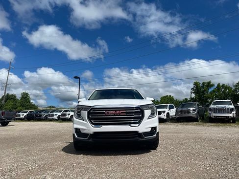 Used 2024 GMC Terrain SLT FWD image 4