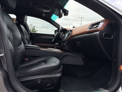 Used 2015 Maserati Ghibli S Q4 AWD/4WD image 31
