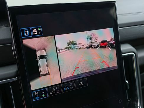 Certified 2025 GMC Yukon Denali image 19