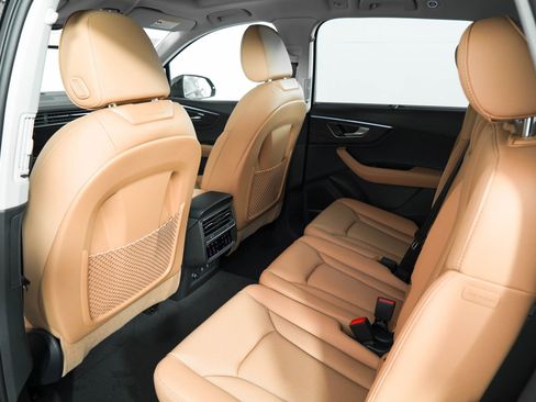 New 2025 Audi Q7 3.0T Premium Plus image 19