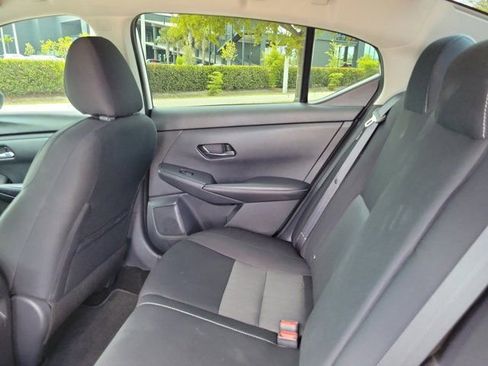 Used 2024 Nissan Sentra SV FWD image 12