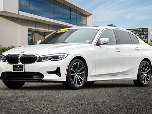 Used 2019 BMW 330i Sedan w/ Premium Package image 8