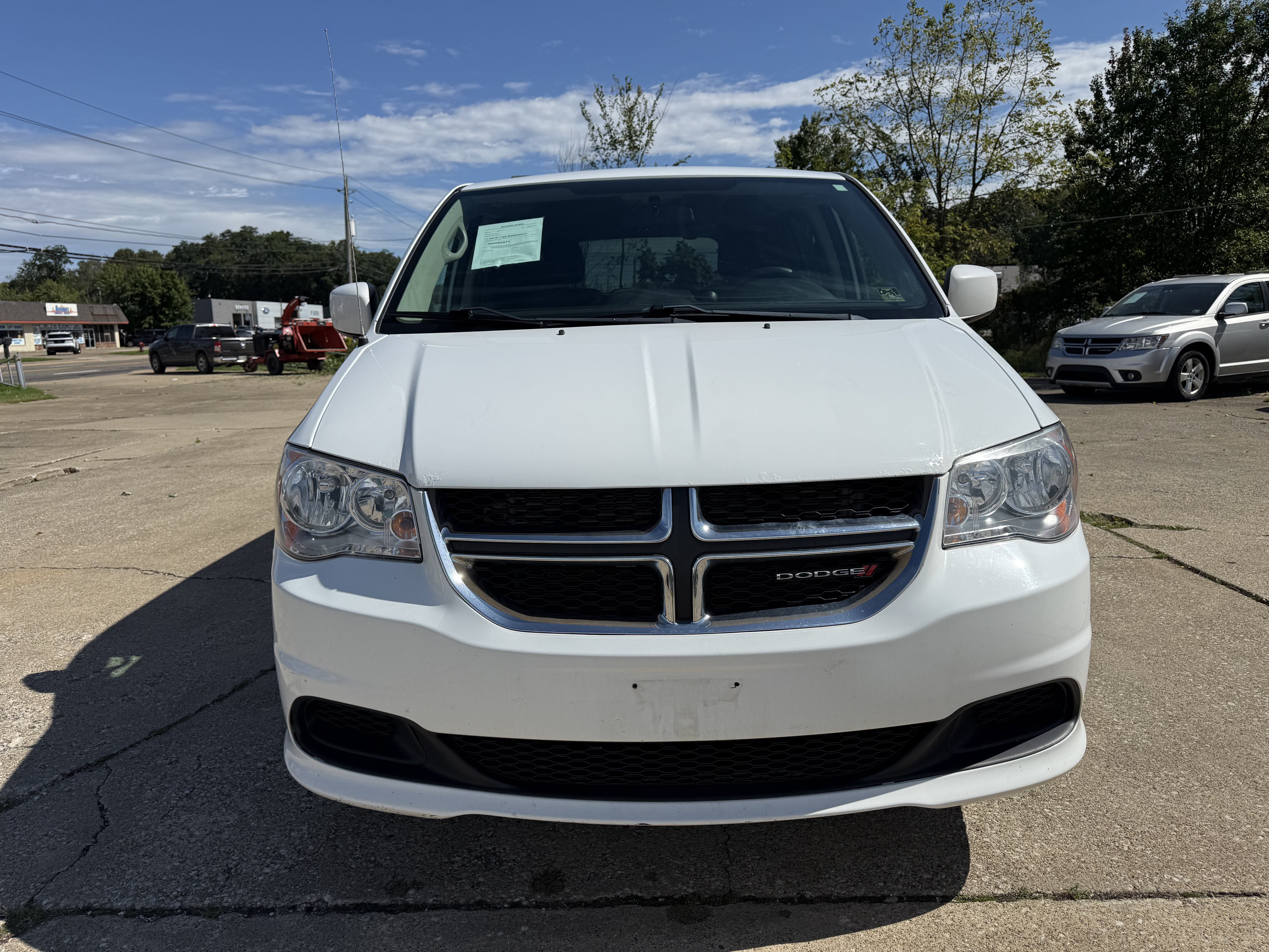Used 2014 Dodge Grand Caravan SXT FWD image 8