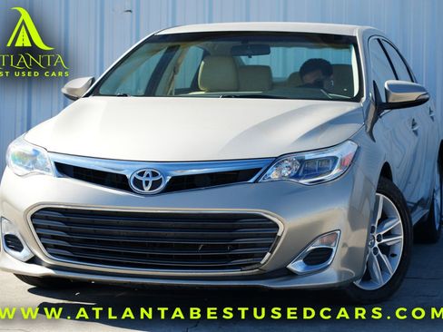 Used 2013 Toyota Avalon XLE image 1