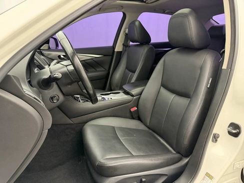Used 2017 INFINITI Q50 3.0t Premium w/ 3.0T Premium Plus Package RWD image 11