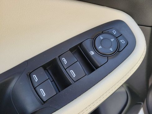 Certified 2023 Buick Encore GX Preferred w/ Cold Weather Comfort Package AWD/4WD image 15