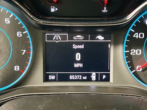 Used 2018 Chevrolet Cruze LT w/ Redline Edition FWD image 22