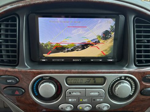 Used 2006 Toyota Sequoia Limited AWD/4WD image 31