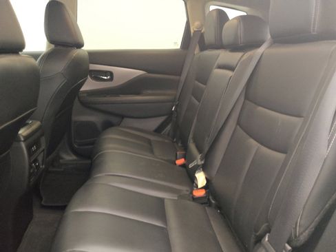 Used 2022 Nissan Murano SV image 18