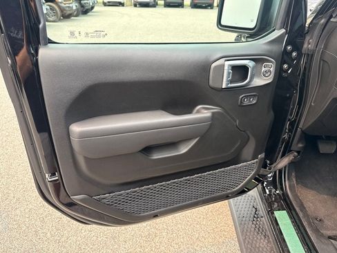 New 2026 Jeep Wrangler Unlimited Sport AWD/4WD image 17