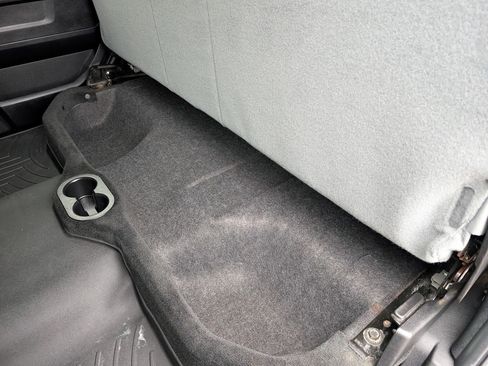 Used 2017 RAM 1500 Express image 12