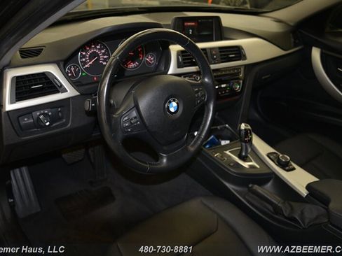Used 2018 BMW 320i Sedan image 13