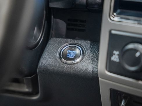 Used 2022 Ford F250 Lariat w/ Black Appearance Pkg image 36