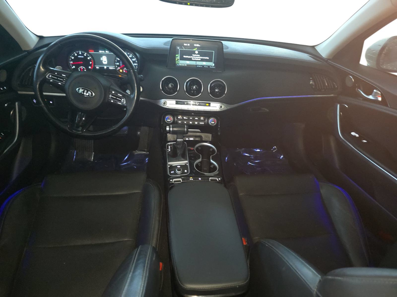 Used 2018 Kia Stinger Premium RWD image 9