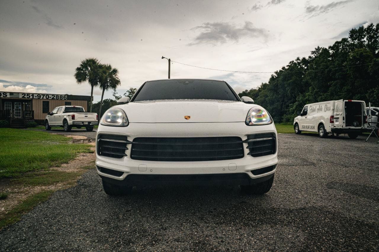 Used 2021 Porsche Cayenne Coupe AWD/4WD image 3