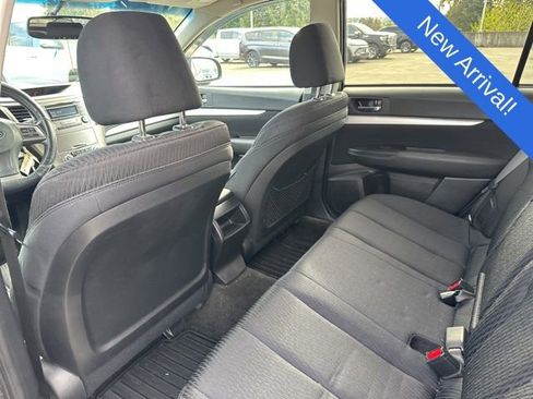 Used 2012 Subaru Outback 2.5i Premium w/ All-Weather Pkg image 10
