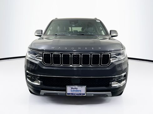Used 2022 Jeep Wagoneer Series II AWD/4WD image 2