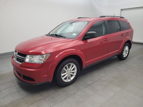 Used 2017 Dodge Journey SE image 2