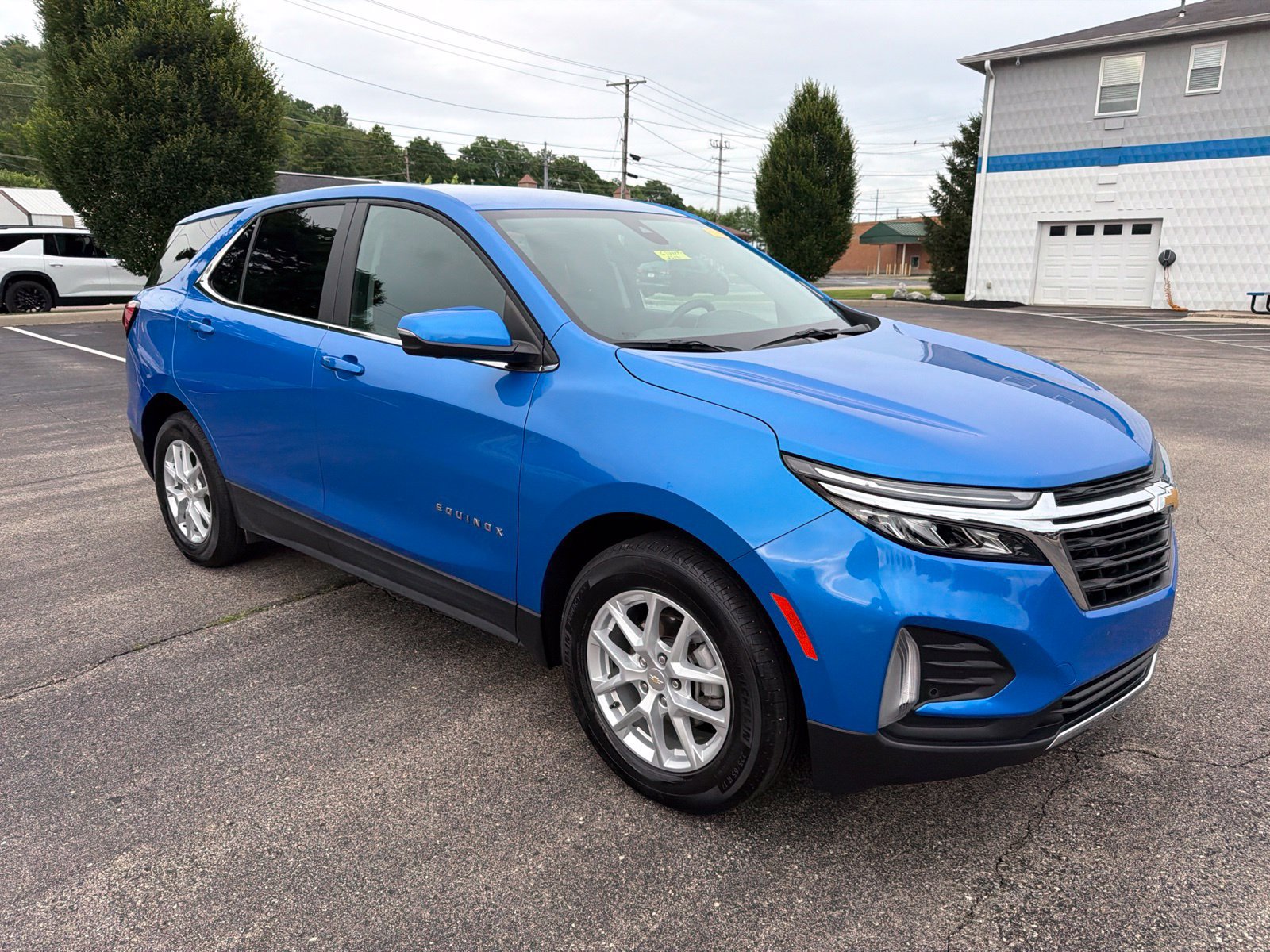 Used 2024 Chevrolet Equinox LT FWD image 7