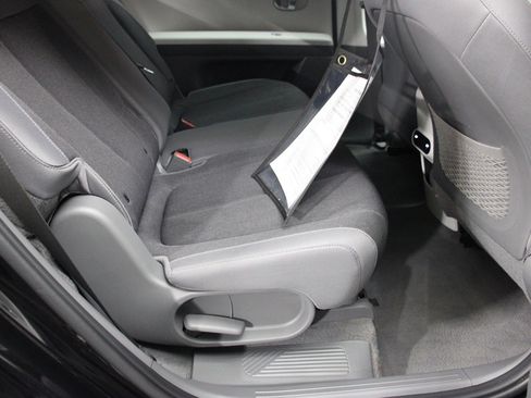 Used 2024 Hyundai Ioniq 5 SEL image 12