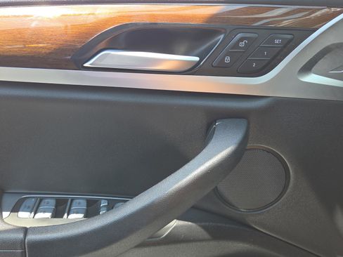 Used 2021 BMW X3 xDrive30i w/ Convenience Package AWD/4WD image 38