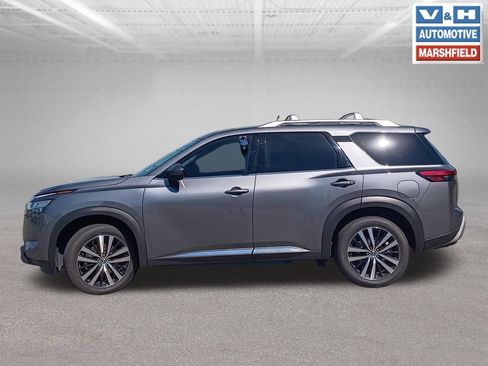 Used 2023 Nissan Pathfinder Platinum AWD/4WD image 28