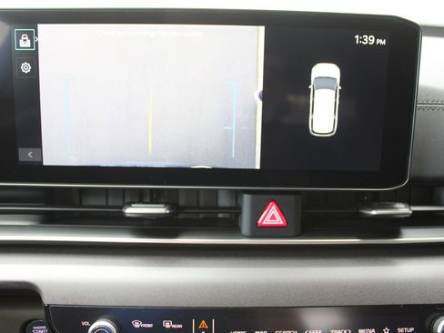 New 2026 Kia Carnival EX FWD image 54