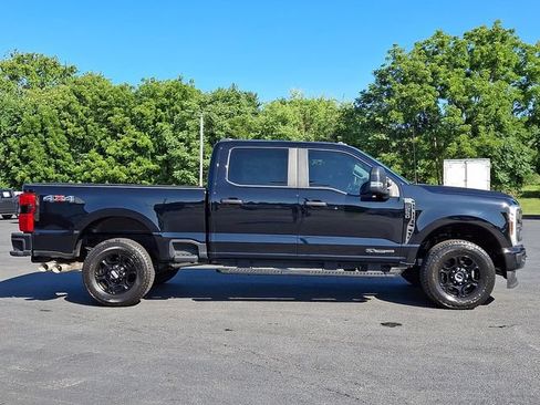 Used 2024 Ford F250 XL w/ STX Appearance Package AWD/4WD image 10