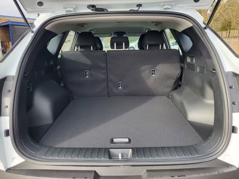 New 2026 Hyundai Tucson Blue SE image 5