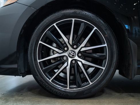 Certified 2023 Toyota Camry SE w/ Convenience Package image 9