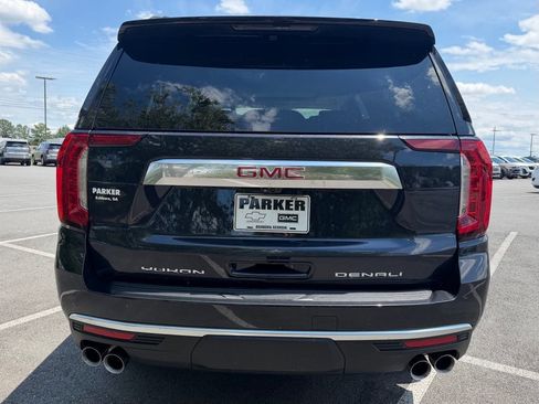 Used 2024 GMC Yukon XL Denali w/ Advanced Technology Package AWD/4WD image 6