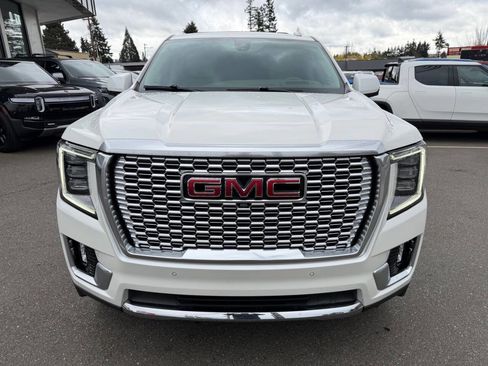 Used 2021 GMC Yukon XL Denali w/ Denali Ultimate Package AWD/4WD image 15