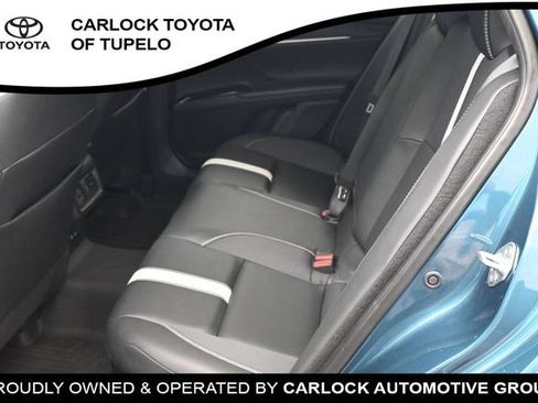 Used 2025 Toyota Camry SE FWD image 14