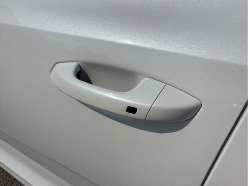 Used 2022 Kia Stinger GT2 image 19