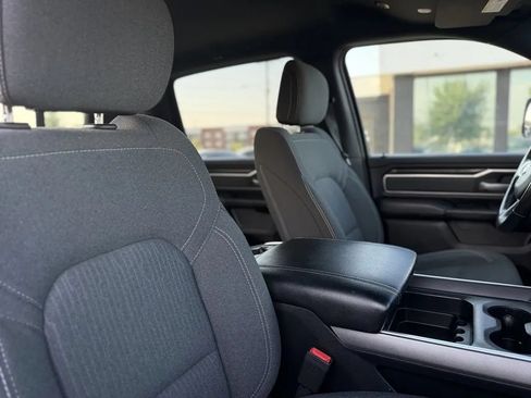 Used 2019 RAM 1500 Big Horn AWD/4WD image 12