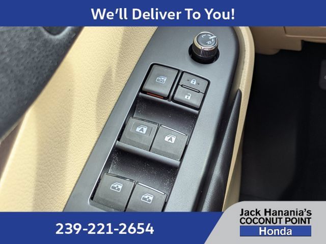 Used 2018 Toyota Highlander XLE FWD image 29