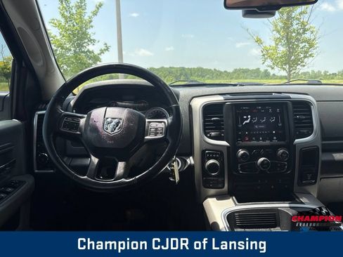 Used 2019 RAM 1500 Warlock AWD/4WD image 2