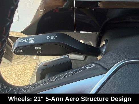 Used 2024 Audi Q8 e-tron Premium Plus w/ Premium Plus Package AWD/4WD image 26