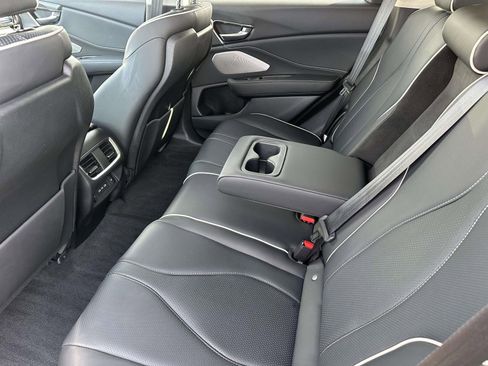 Certified 2025 Acura RDX SH-AWD w/ Advance Package image 12