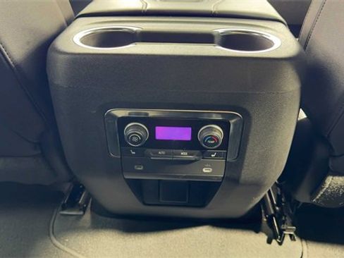 Used 2023 Chevrolet Tahoe LT w/ Luxury Package image 21