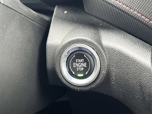 Used 2023 Chevrolet TrailBlazer RS image 23