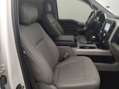 Used 2017 Ford F150 Lariat w/ Equipment Group 502A Luxury RWD image 21