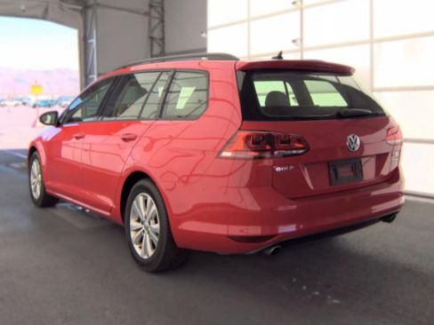 Used 2017 Volkswagen Golf S AWD/4WD image 5
