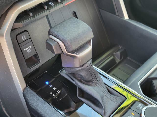 Used 2023 Toyota Tundra SR5 w/ SR5 Convenience Package AWD/4WD image 18