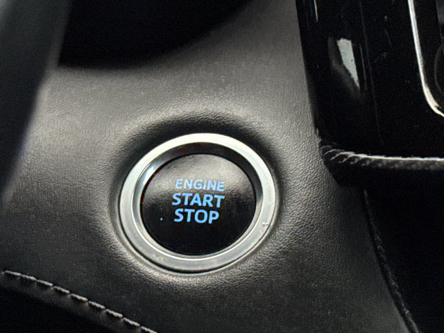 Used 2021 Toyota Highlander XSE FWD image 27