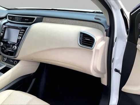 Used 2023 Nissan Murano SL w/ SL Moonroof Package FWD image 17