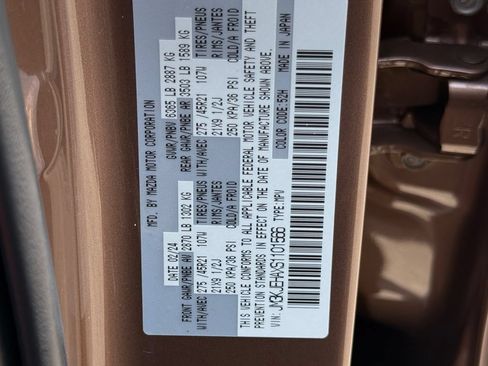 Used 2025 MAZDA CX-70 Plug-In Hybrid w/ Premium Plus AWD/4WD image 29