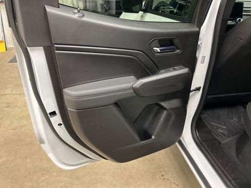 Used 2024 GMC Canyon Elevation w/ Trailering Package image 28