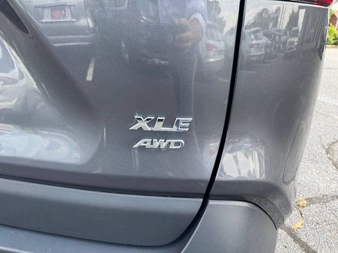Used 2024 Toyota RAV4 XLE AWD/4WD image 7