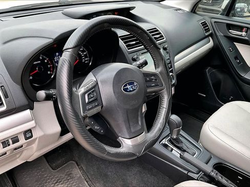 Used 2016 Subaru Forester 2.5i Touring image 18